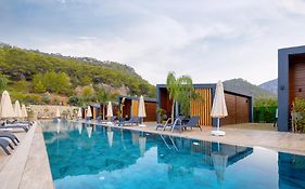 Rota Kilidonia Karaoez Suites&Villas